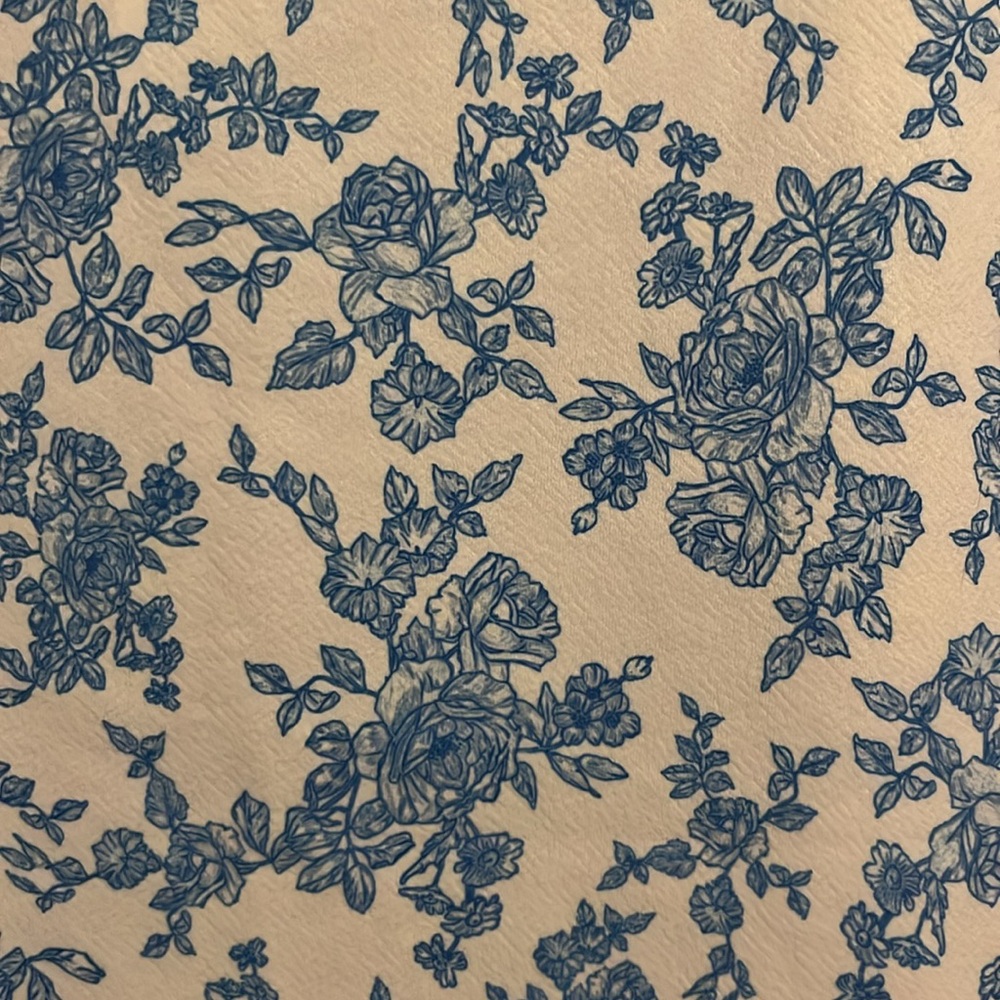 Blue and White Rose Floral Skirt 💖 - Picture 3 of 8
